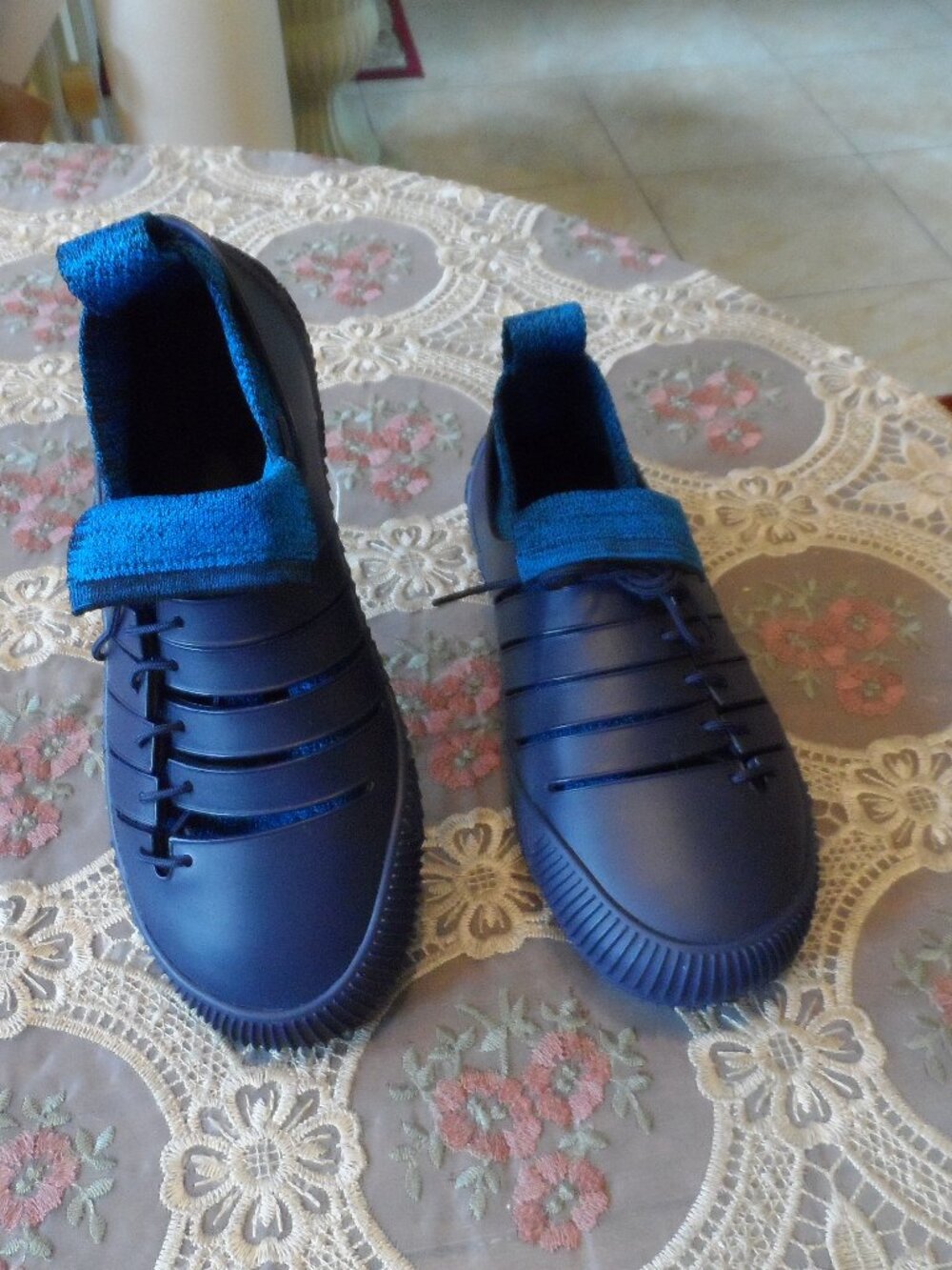 New Bottega Veneta Cobalt Blue Climber Knit Rubber Sneakers EU 37B